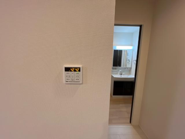 その他設備　給湯リモコン