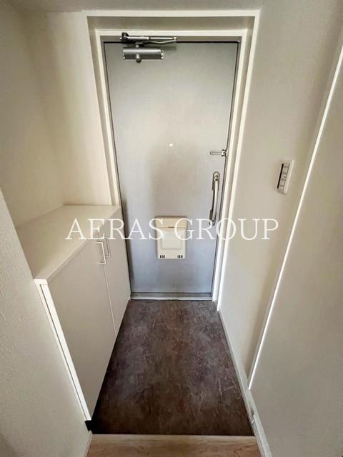 玄関　別部屋同仕様