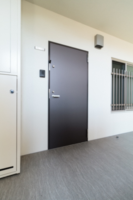 玄関　※写真は同タイプ住戸です。