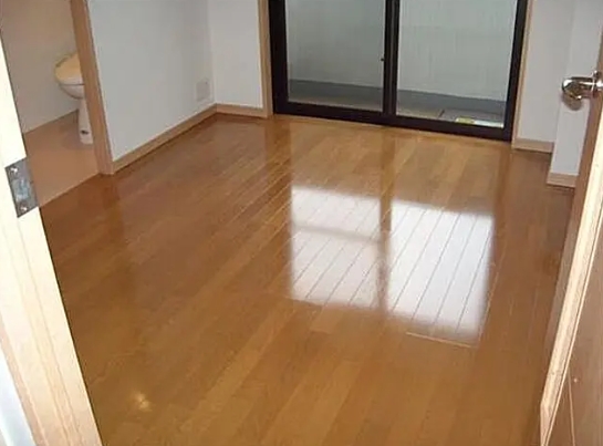 居室・リビング　☆明るい洋室☆