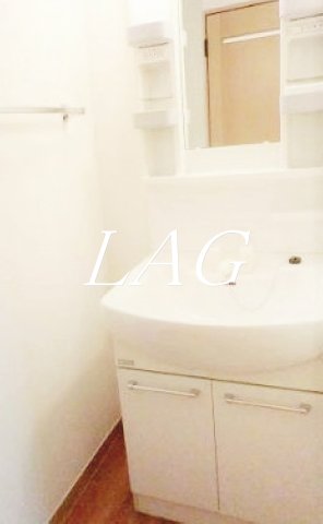 洗面設備　独立洗面台です。