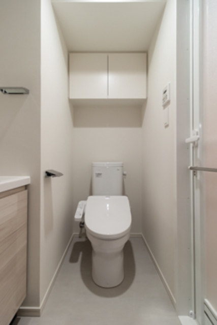 トイレ　※写真は同タイプ住戸です。