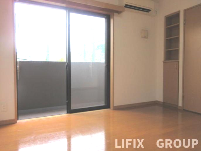 居室・リビング　内装