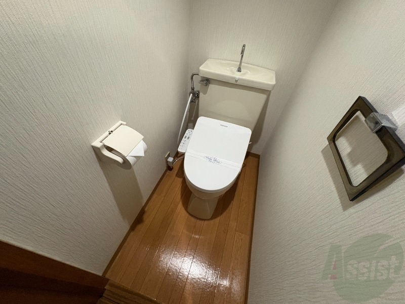 トイレ　トイレです。ウォシュレット付を探している方、おすすめです！