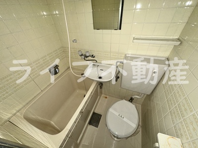 バス・シャワールーム　ゆったり過ごせるお風呂です