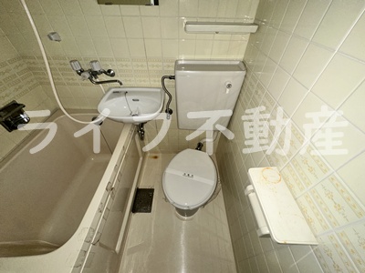 トイレ　ゆったりとした空間のトイレです