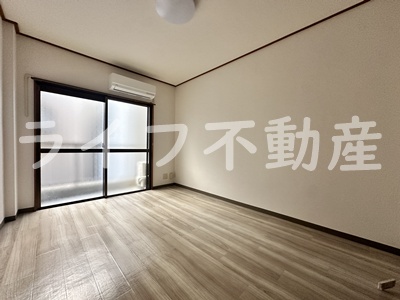 居室・リビング　ゆったりとした居間です