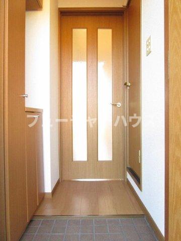 玄関　明るい玄関です