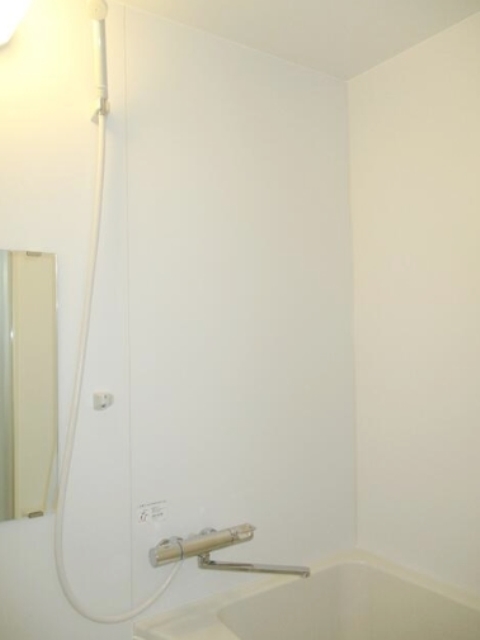 バス・シャワールーム　同仕様参考写真