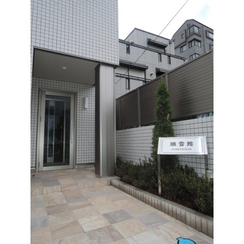 エントランス　☆きれいなエントランス☆