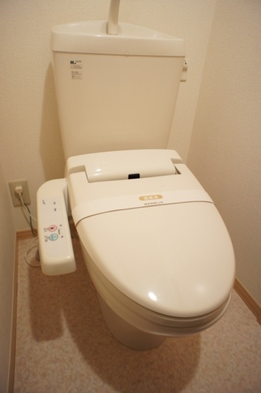 トイレ　図面と現状に相違がある場合には現状を優先