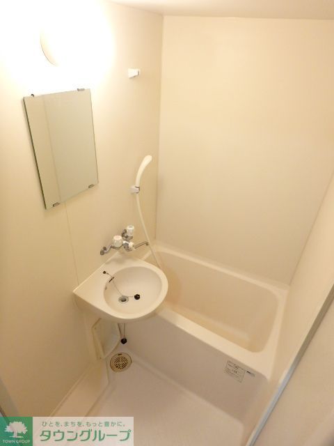 バス・シャワールーム　バスルーム