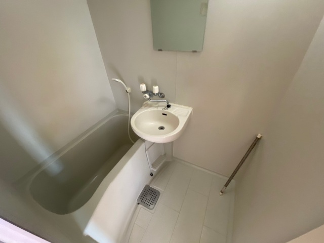 バス・シャワールーム　同物件別室写真