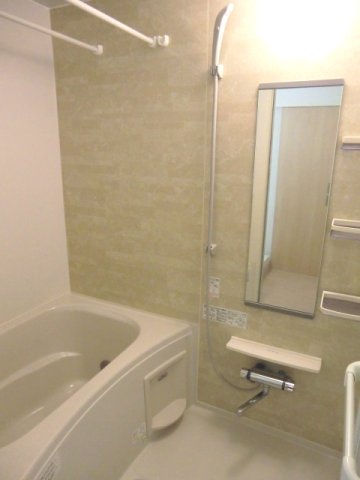 バス・シャワールーム　追い焚き・浴室乾燥機付き