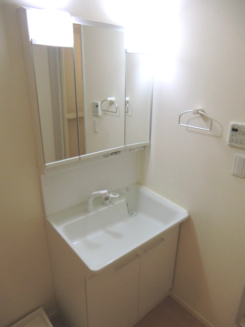 洗面設備　シャンプードレッサー