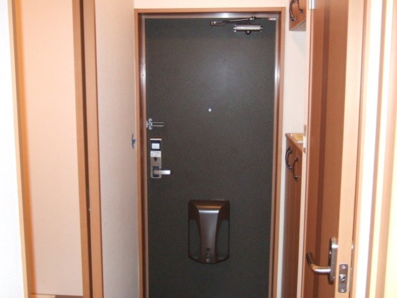 玄関　図面と現状に相違がある場合には現状を優先