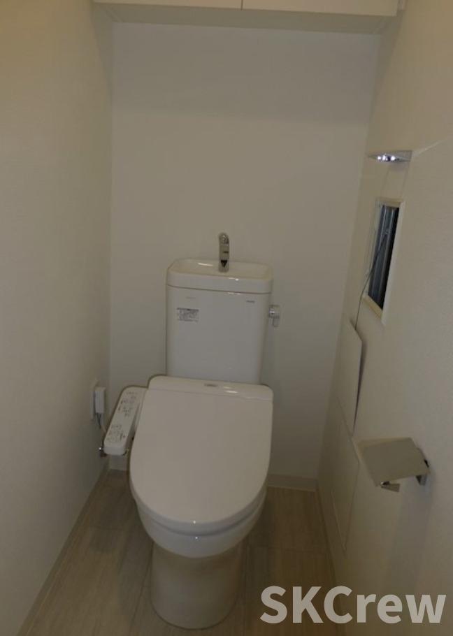 トイレ　別号室の写真です