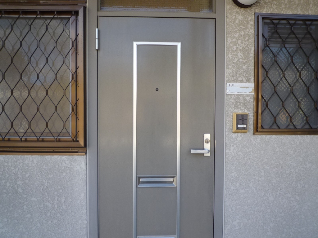 玄関　1階反転タイプ