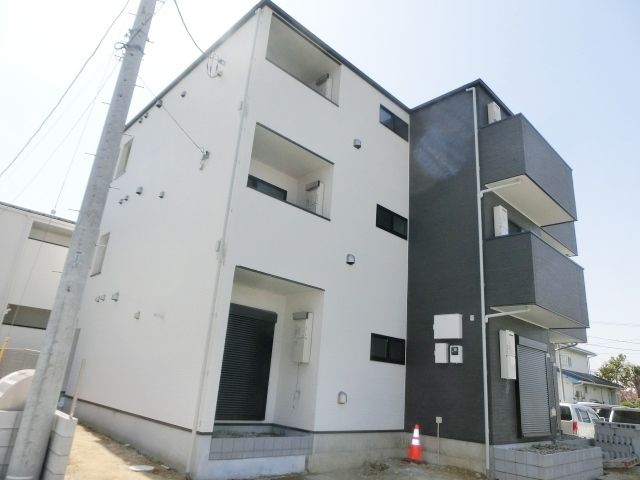 建物外観　2020年3月完成♪