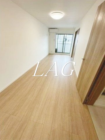 居室・リビング　洋室のお部屋です。（同仕様です。）