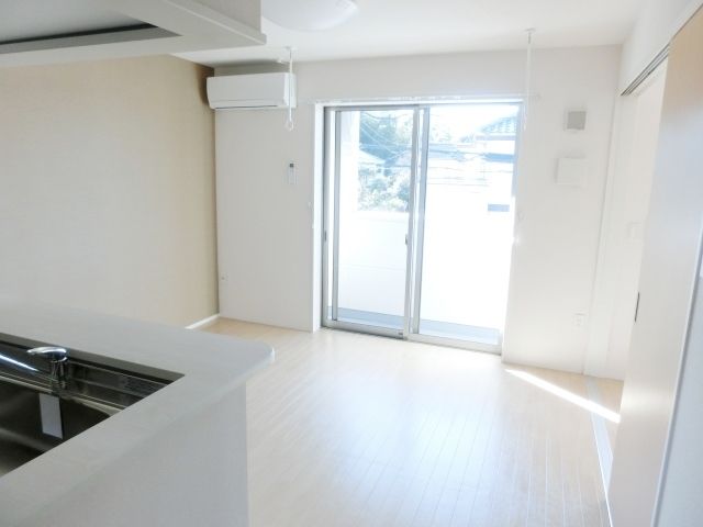 その他部屋・スペース　明るいお部屋は気分も明るくなります！