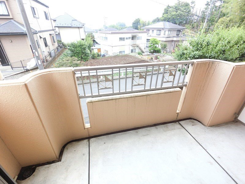 バルコニー　南向きのベランダです。