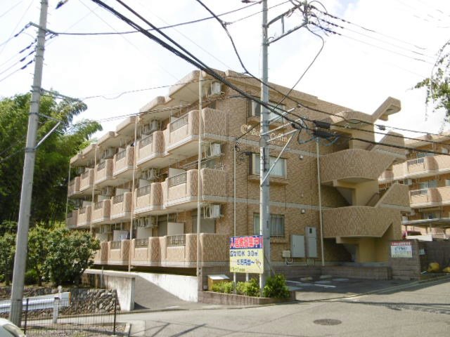 建物外観　更新料なし！相原駅まで徒歩圏内です。