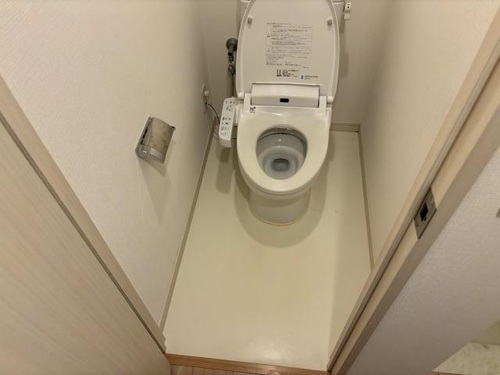 トイレ　トイレ