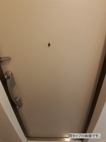 玄関　落ち着いた玄関です