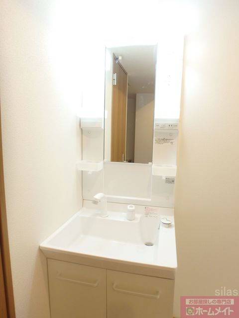 洗面設備　同メーカー施工例。