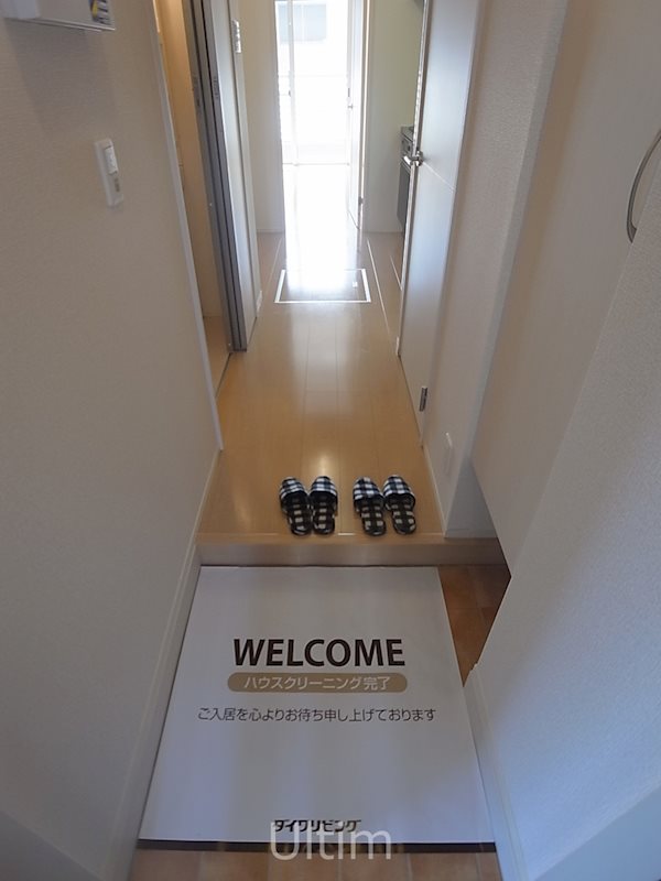 玄関　※別のお部屋のお写真です。御参考までに。