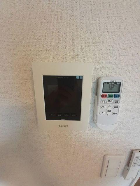 セキュリティ　モニター付きインターホン
