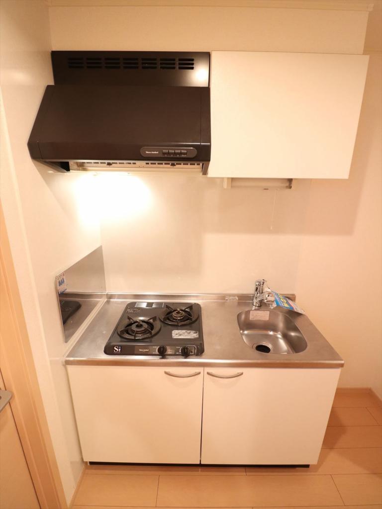キッチン　2口コンロ付き
