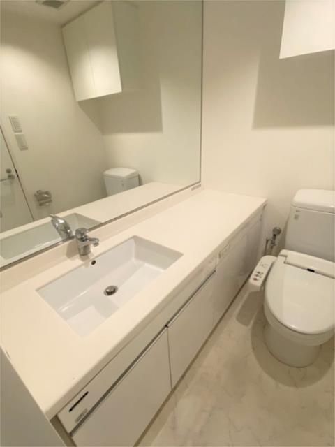 洗面設備　別タイプ部屋　参考写真です