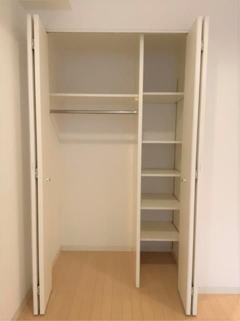収納　別タイプ部屋　参考写真です
