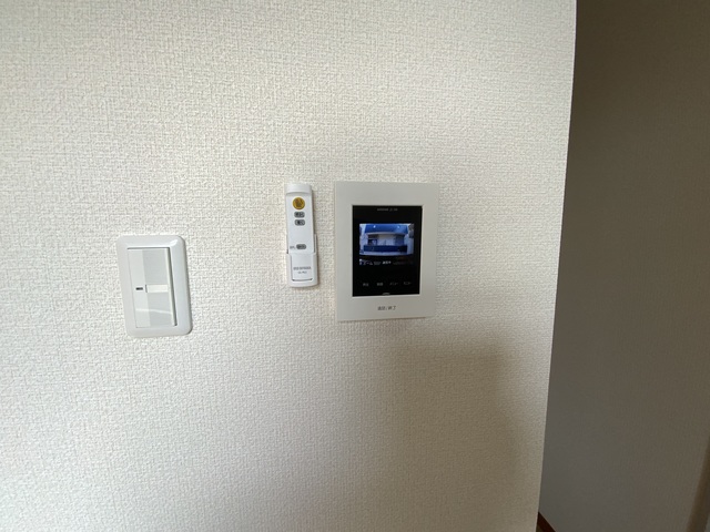 セキュリティ　ＴＶモニター付インターホンで来客時も安心です