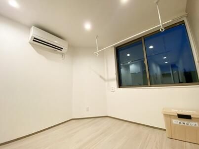 居室・リビング　※別部屋参考写真