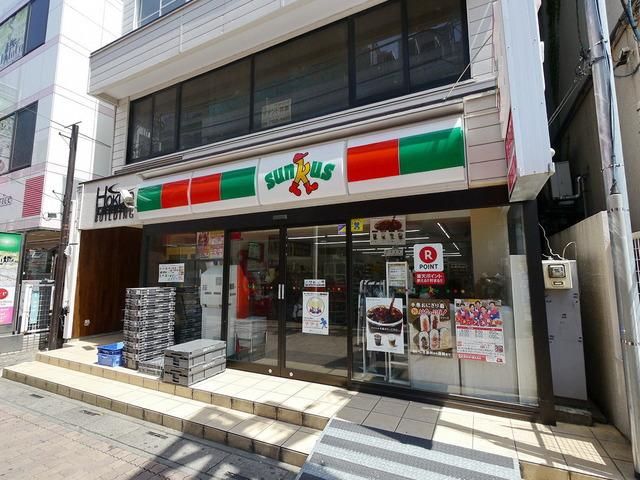 コンビニ　サンクス新所沢駅東口店（コンビニ）まで142m