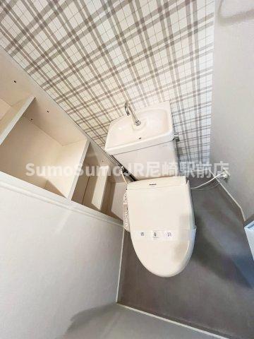 トイレ　落ち着いたトイレです