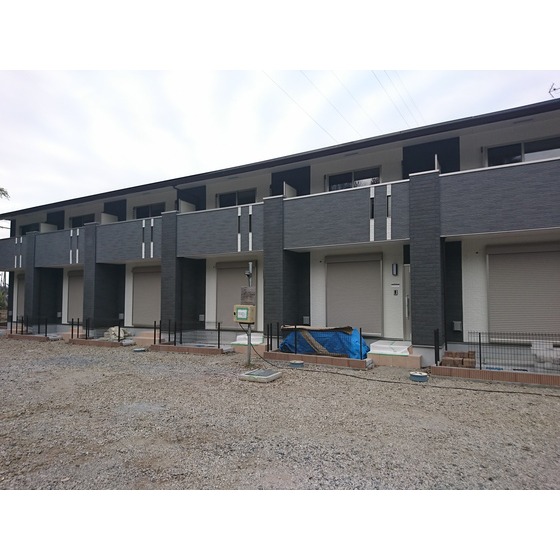建物外観　施工中