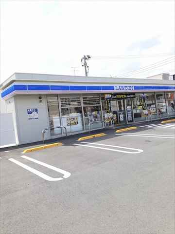 コンビニ　ローソン八代通町店（コンビニ）まで800m