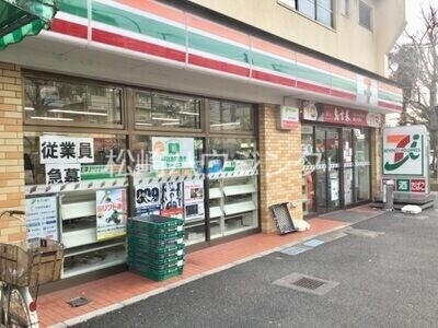 コンビニ　セブンイレブン北区赤羽西5丁目店（コンビニ）まで645m
