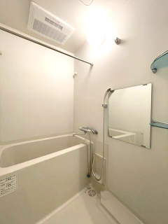 バス・シャワールーム　日々の暮らしに欠かせないお風呂です