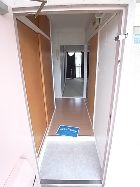 玄関　シンプルで使いやすい玄関です