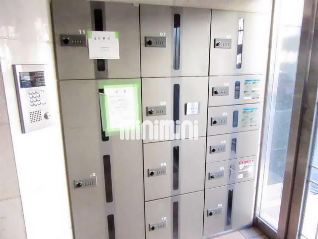ロビー　不在時に役立つ宅配ＢＯＸ