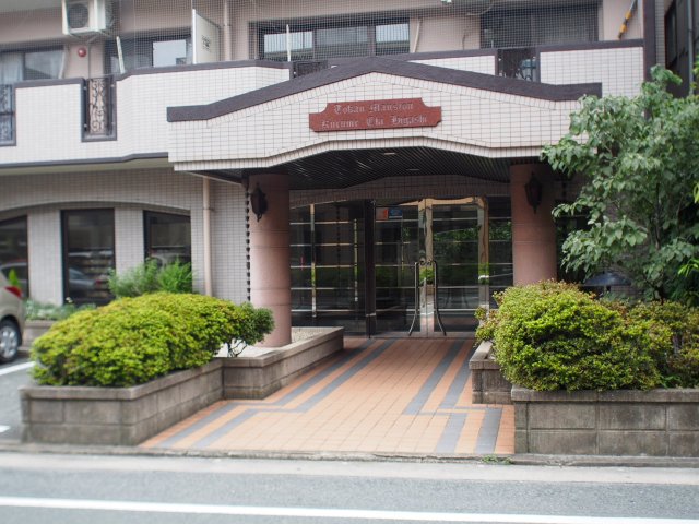エントランス　清潔なエントランスです