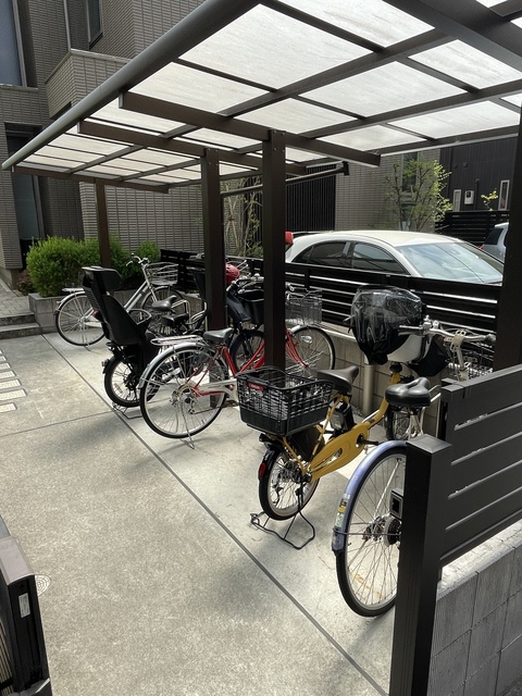 その他共有部分　★屋根付き駐輪場★