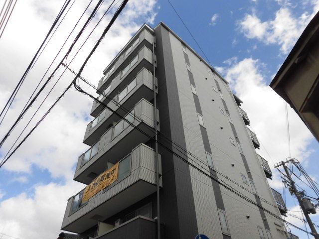 建物外観　おしゃれできれいな外観です