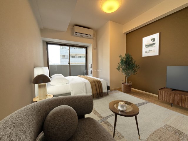 居室・リビング　【モデルルーム】同タイプ別住戸写真となります。現況と異なる場