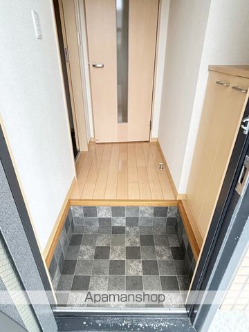 ＪＲ東海道本線 掛川駅 バス乗車時間：30分 最寄りバス停で下車 徒歩5分 2階建 築22年の玄関写真